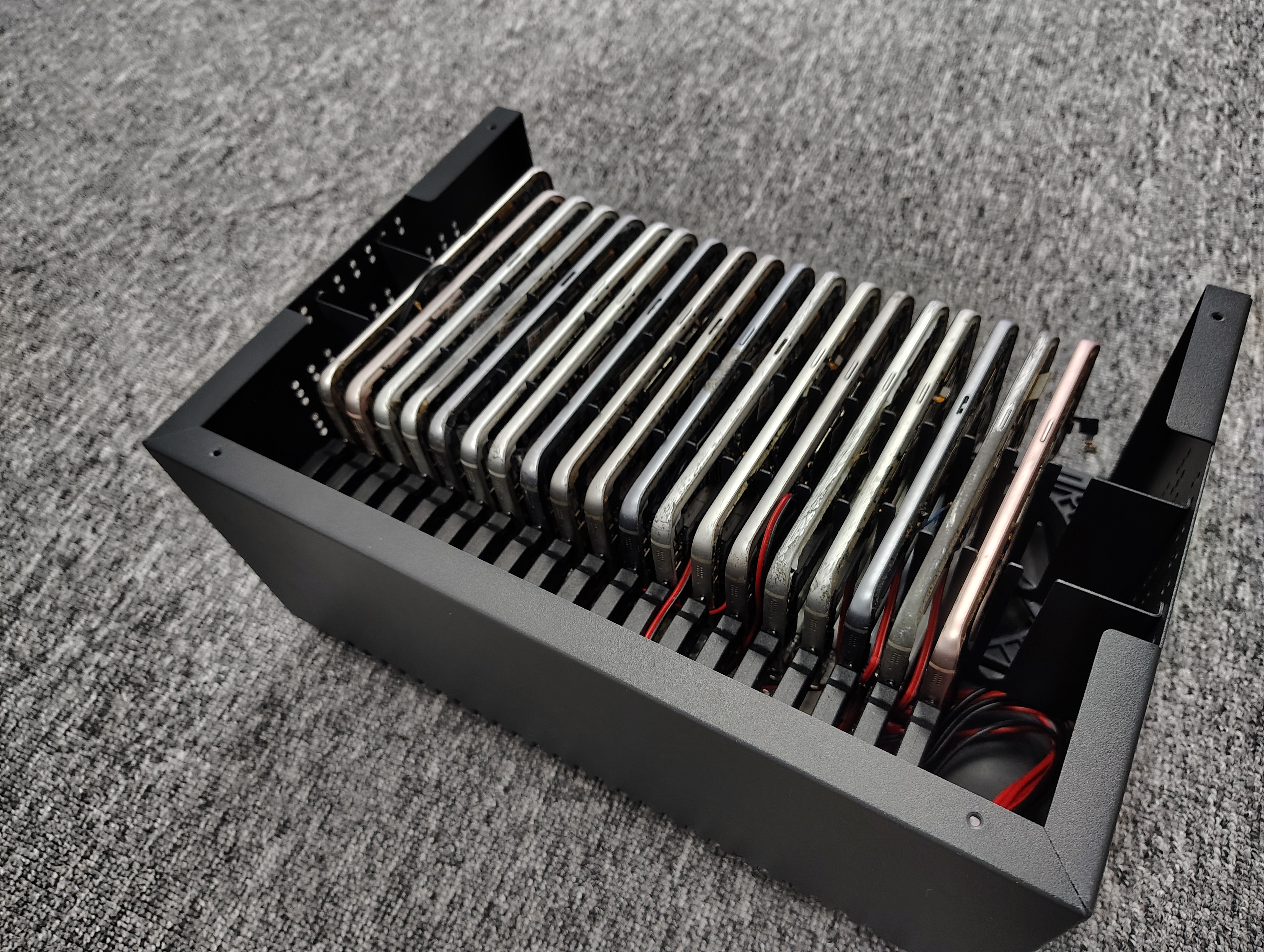 Box Phone Farm ở Tân Bình, TP. Hồ Chí Minh 0345567013